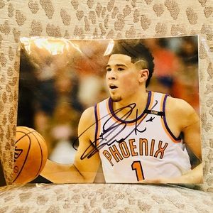 PHOENIX SUNS GUARD DEVIN BOOKER SIGNED AUTOGRAPH
